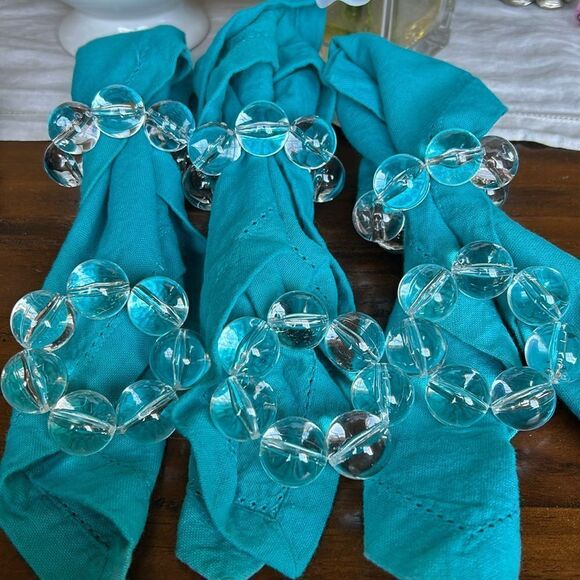 Napkin holders 6 acrylic white round design handmade NEW - Picture 1 of 7
